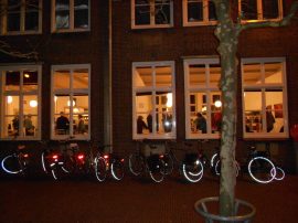 577918_388504371172551_1368723699_n